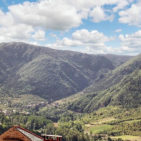 Maison Pittoresque A Mostuejouls Avec Vue Sur La Montagne Buitenkant foto